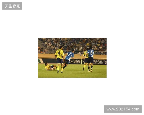 开门红!大连鲲城2-1击败苏州东吴 38岁穆谢奎破门双方各轰世界波 开门红!大连鲲城2-1击败苏州东吴 38岁穆谢奎破门双方各轰世界波